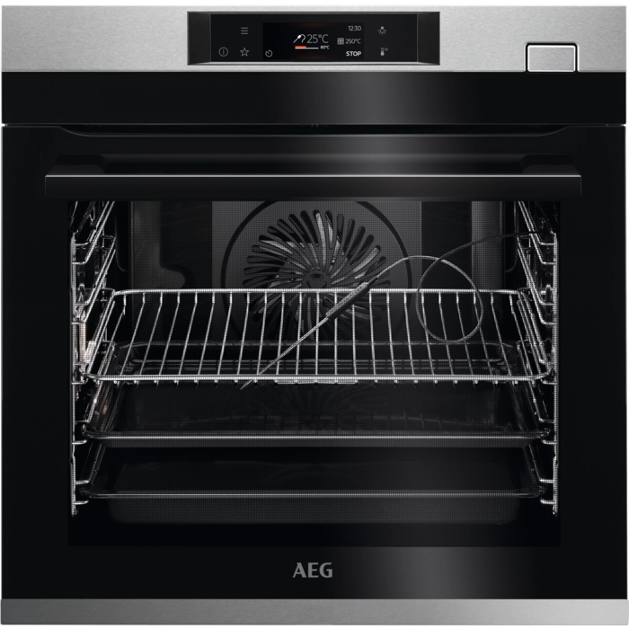AEG 8000 SteamBoost® / Dampfbackofen / Dampfreinigung / Edelstahl mit Antifingerprint BSE78228BM