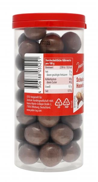 Jeden Tag Schokolierte Haselnüsse