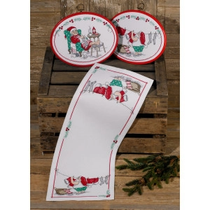 Permin Stickerei-Set Läufer Weihnachtsmann wäscht 25x61cm