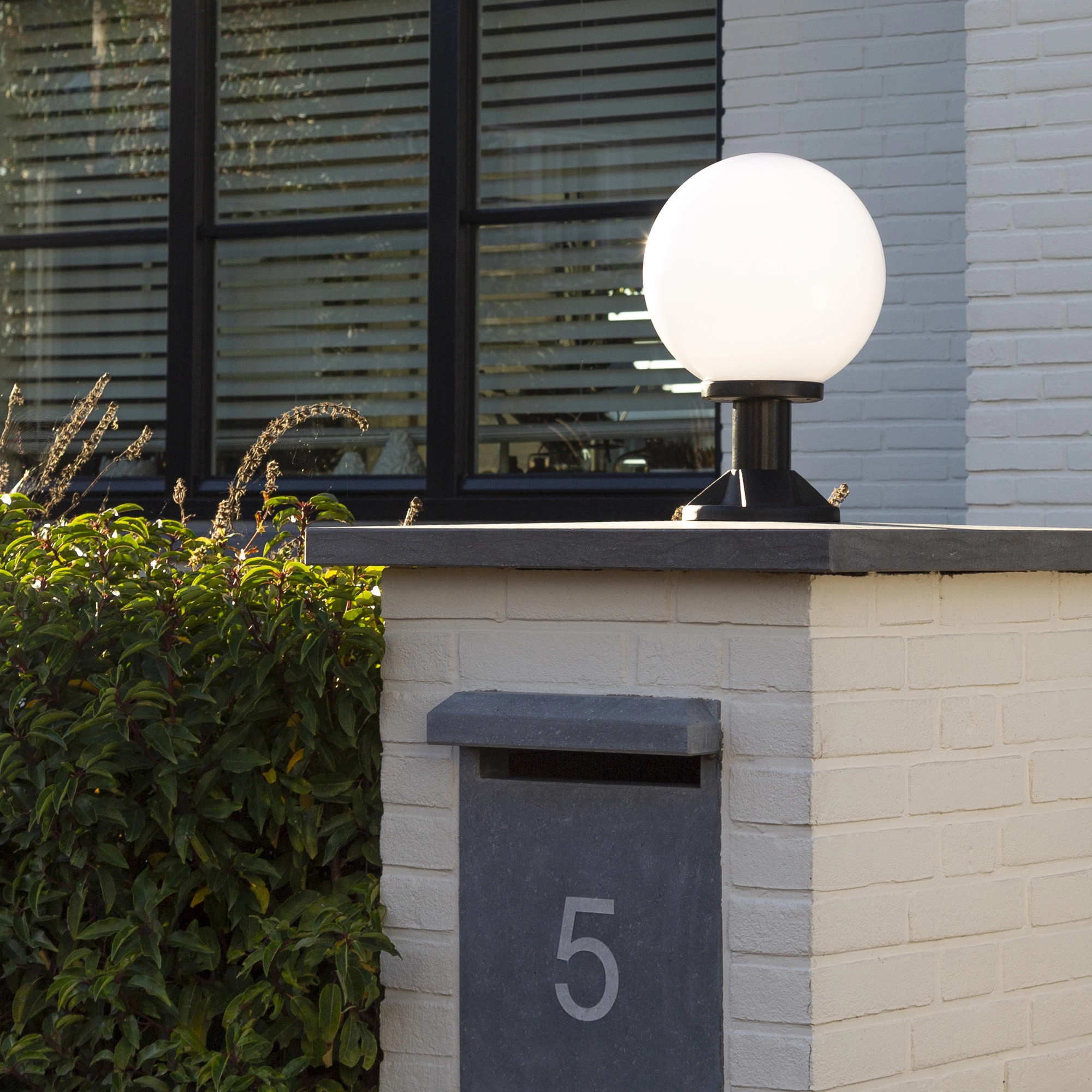 Globe 15R Sockel Opal Ø25cm