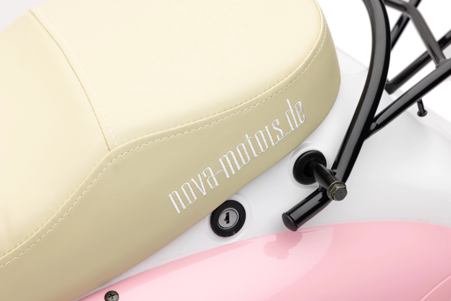 Nova Motors Retro Star 50 rosa-weiß 45km/h