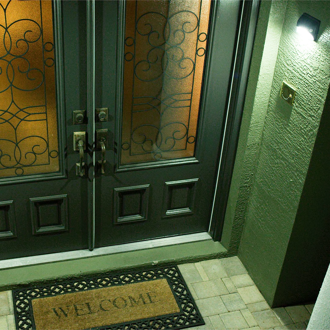 Panta Spectrum Light LED-Solar-Außenleuchte inkl. Fernbedienung