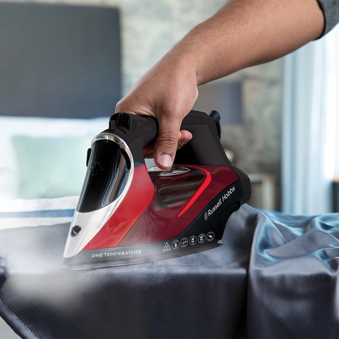 Russell Hobbs One Temperature Iron Universal-Dampfbügeleisen