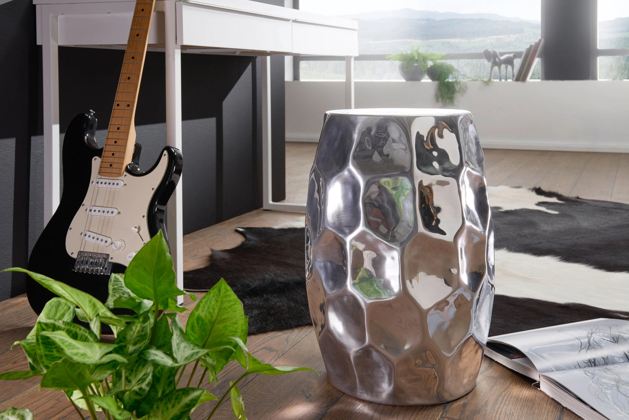 FineBuy Beistelltisch 30 x 47 x 30 cm Aluminium Dekotisch orientalisch rund, Kleiner Hammerschlag Abstelltisch, Designer Ablagetisch Metall modern, Kleiner Anstelltisch schmal