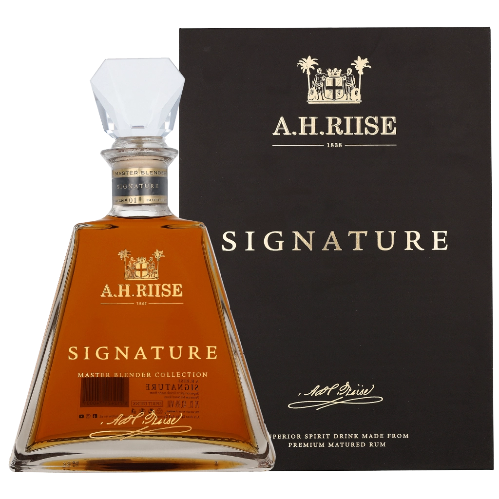 A.H. Riise Signature Master Blender 0.70 liter Rum Geschenkverpackung