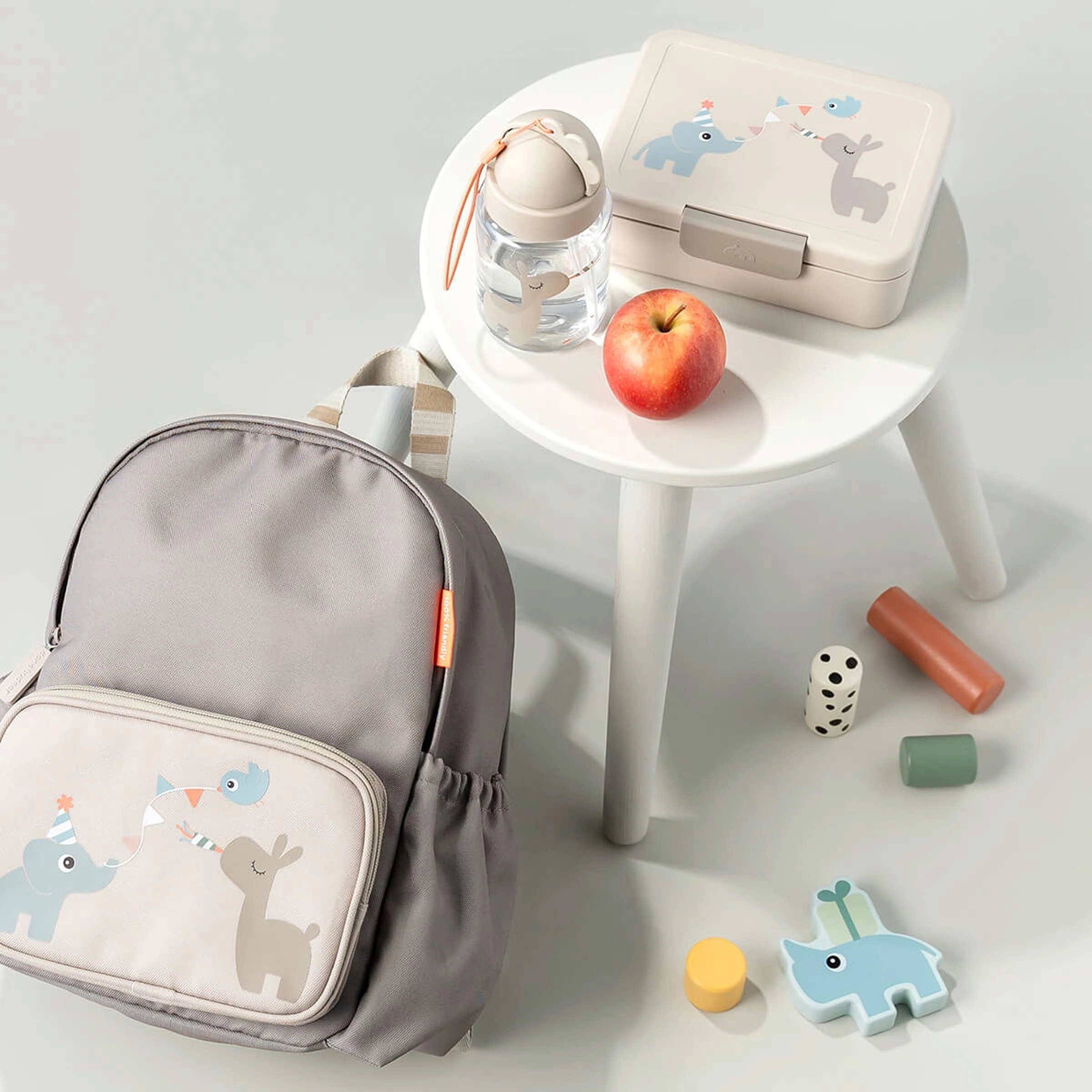 Done By Deer Trinkflasche mit Strohhalm Tiny Farm 280 ml